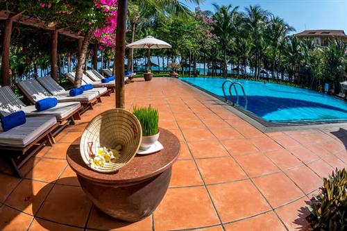 SUNNY BEACH RESORT & SPA 