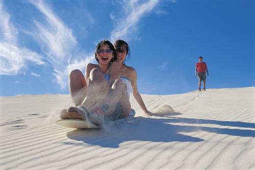 Private car rental service to explore Mui Ne